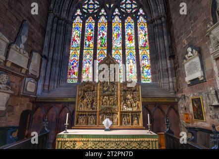 Die Brougham Triptychon Holzschnitzerei in Carlisle Cathedral, Carlisle, Cumbria, Großbritannien Stockfoto