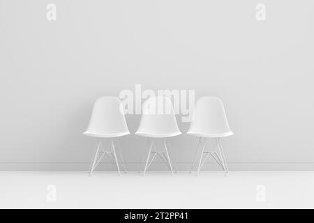 Innenraum des Zimmers mit drei leeren weißen, modernen Plastikstühlen auf weißem Hintergrund. 3D-Rendering. Stockfoto