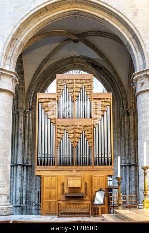 Chorororgel von Patrick Collon in der Kathedrale von St. Gudula, Brüssel, Belgien Stockfoto