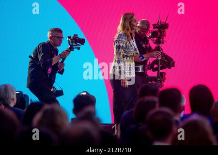 Bukarest, Rumänien. 20. Oktober 2023: Elena Lasconi, Bürgermeisterin der Gemeinde Campulung, nimmt an der Allianz der Liberalen und Demokraten für Europa (ALDE) Pa Teil Stockfoto