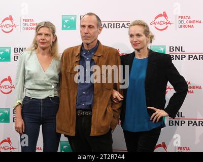 Rom, Italien. Oktober 2023. Rom, Rom Film Fest 2023. Filmfestival In Rom. Fotoruffilm Fang Fire: Die Geschichte von Anita Pallenberg. Im Bild: Svetlana Zill, Marlon Richards, Alexis Bloom Credit: Independent Photo Agency/Alamy Live News Stockfoto