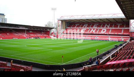 The City Ground, Nottingham, Großbritannien. Oktober 2023. Premier League Football, Nottingham Forest gegen Luton Town; Pitch and Stadion Credit: Action Plus Sports/Alamy Live News Stockfoto