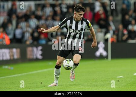 Tino Livramento von Newcastle - Newcastle United / Manchester City, Carabao Cup, St James' Park, Newcastle upon Tyne, Großbritannien - 27. September 2023 nur redaktionelle Verwendung - es gelten Einschränkungen von DataCo Stockfoto