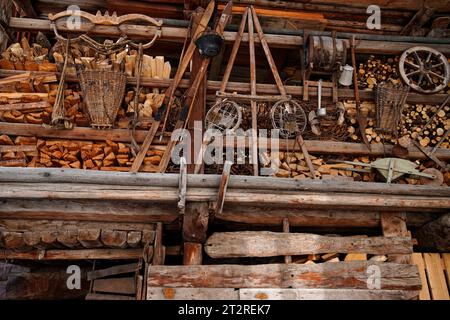 Typische Architektur, Kaviola, Dolomiten, UNESCO, Provinz Belunno, Region Venetien, Italien Stockfoto