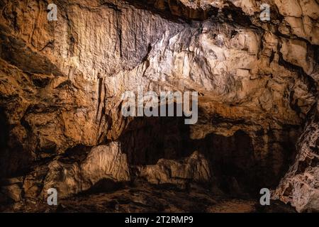 Demanovska Dolina, Slowakei - 19. Juli 2022: Demanovska Eishöhle in der Niederen Tatra in der Slowakei Stockfoto