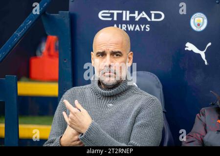 Manchester, Großbritannien. Oktober 2023. Manchester, Großbritannien. Am 21. Oktober 2023 startete Manchester City Manager PEP Guardiola, bevor er am Samstag, den 21. Oktober 2023, im Etihad Stadium in Manchester beim Premier League-Spiel zwischen Manchester City und Brighton und Hove Albion antrat. (Foto: Mike Morese | MI News) Credit: MI News & Sport /Alamy Live News Stockfoto