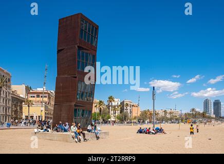 Homenatge a la Barceloneta oder L'Estel Ferit, Skulptur von Rebecca Horn, Platja de Sant Sebastia Beach, Barcelona, Spanien, Europa Stockfoto