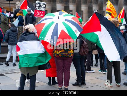 Edinburgh, Schottland, Großbritannien. Oktober 2023. Pro-Palästina-Kundgebung in Edinburgh und anderen britischen Städten, um gegen die aktuelle Situation in Israel und Gaza zu protestieren. Iain Masterton/Alamy Live News Stockfoto