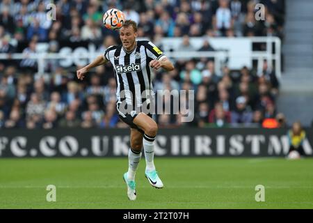 Newcastle am Samstag, den 21. Oktober 2023. Dan Burn von Newcastle United im Spiel der Premier League zwischen Newcastle United und Crystal Palace in St. James's Park, Newcastle am Samstag, den 21. Oktober 2023. (Foto: Mark Fletcher | MI News) Credit: MI News & Sport /Alamy Live News Stockfoto