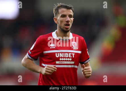 Middlesbrough, Großbritannien. Oktober 2023. Dan Barlaser von Middlesbrough während des Sky Bet Championship-Spiels zwischen Middlesbrough und Birmingham City im Riverside Stadium, Middlesbrough am Samstag, den 21. Oktober 2023. (Foto: Michael Driver | MI News) Credit: MI News & Sport /Alamy Live News Stockfoto