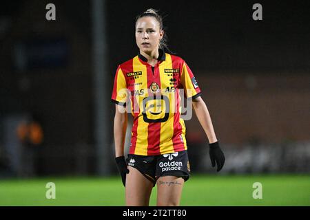 Kontich, Belgien. Oktober 2023. Daisy Baudewijns (7) von KV Mechelen, dargestellt während eines Frauenfußballspiels zwischen KV Mechelen und FC Femina WS Woluwe am siebten Spieltag der Saison 2023 - 2024 der belgischen Lotto Womens Super League, am Samstag, 21. Oktober 2023 in Kontich, Belgien. Quelle: Sportpix/Alamy Live News Stockfoto