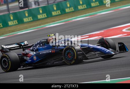 Austin, Texas, USA. Oktober 2023. US-Pilot Nr. 2 Williams Racing LOGAN SARGEANT in Kurve 11 während der frühen Sprints (Foto: © Hoss McBain/ZUMA Press Wire) NUR REDAKTIONELLE VERWENDUNG! Nicht für kommerzielle ZWECKE! Quelle: ZUMA Press, Inc./Alamy Live News Stockfoto