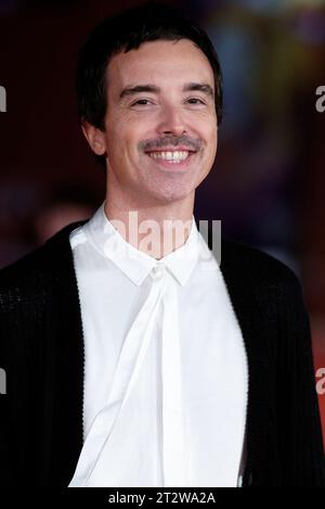 Rom, Italien. Oktober 2023. Antonio Diodato besucht einen roten Teppich für den Film Palazzina LAF während des 18. Rom Film Festivals im Auditorium Parco Della Musica am 21. Oktober 2023 in Rom. (Foto: Massimo Valicchia/NurPhoto) Credit: NurPhoto SRL/Alamy Live News Stockfoto