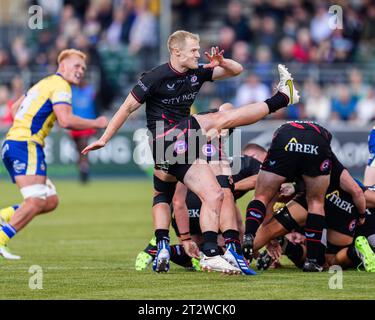 LONDON, VEREINIGTES KÖNIGREICH. Oktober 23. Aled Davies of Saracens (Mitte) während Saracens vs Bath Rugby - Gallagher Premiership Rugby R2 im StoneX Stadium am Samstag, 21. Oktober 2023. LONDON ENGLAND. Quelle: Taka G Wu/Alamy Live News Stockfoto