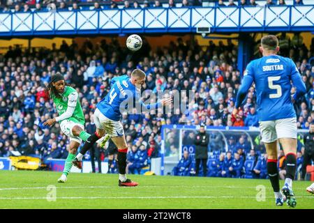 Glasgow, Großbritannien. Oktober 2023. Im ersten Spiel nach der internationalen Pause spielte der Rangers FC Hibernian FC im Ibrox Stadium in Glasgow in einem schottischen Premiership-Fußballspiel. Dies ist ein wichtiges Spiel für die Rangers, denn es ist das erste Spiel mit ihrem neu ernannten Manager PHILLIPE CLEMENT, ihrem 19. Permanenten Manager. Quelle: Findlay/Alamy Live News Stockfoto