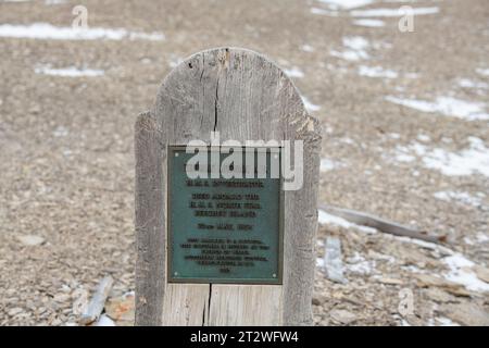 Kanada, Nunavut, Resolute Bay, Erebe Bay, Beechey Island. Ort, an dem die Franklin-Expedition von 1845 überwinterte. Stockfoto