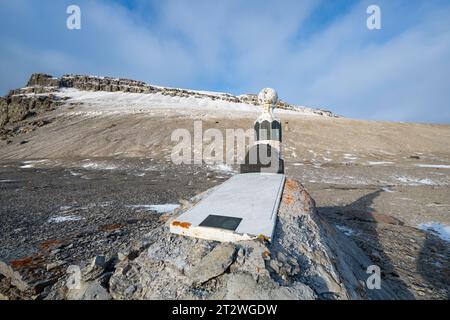 Kanada, Nunavut, Resolute Bay, Erebe Bay, Beechey Island. Historischer Ort, an dem die Franklin-Expedition von 1845 überwinterte. Stockfoto