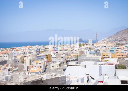 Blick auf den Haupthafen von Mindelo auf der Insel Sao Vicente, Kapverdische Inseln Stockfoto