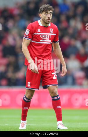 Middlesbrough, Großbritannien. Oktober 2023. Matt Crooks #25 von Middlesbrough während des Sky Bet Championship Matches Middlesbrough gegen Birmingham City im Riverside Stadium, Middlesbrough, Großbritannien, 21. Oktober 2023 (Foto: Gareth Evans/News Images) in Middlesbrough, Großbritannien am 21. Oktober 2023. (Foto: Gareth Evans/News Images/SIPA USA) Credit: SIPA USA/Alamy Live News Stockfoto