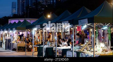 Die neu eröffnete zentrale und westliche Uferpromenade, Hongkong, China. Stockfoto