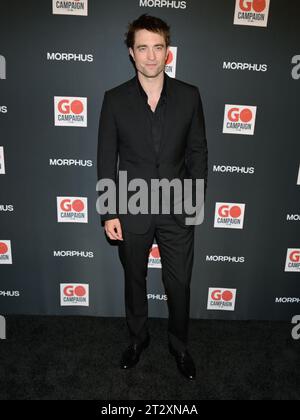 21. Oktober 2023, Hollywood, Kalifornien, USA: ROBERT PATTINSON nimmt an der 17. Jährlichen GO-Gala der GO-Kampagne Teil. (Credit Image: © Billy Bennight/ZUMA Press Wire) NUR REDAKTIONELLE VERWENDUNG! Nicht für kommerzielle ZWECKE! Stockfoto