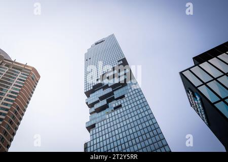 Der King Power Mahanakhon Wolkenkratzer, der früher als Mahanakhon bekannt war, im Sathorn, Silom Gebiet von Bangkok, Thailand. Geschäftsviertel. Stockfoto