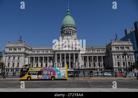 Buenos Aires, Argentinien. Oktober 2023. Allgemeine Sicht auf den Kongress der Nation Argentiniens in Buenos Aires. Das tägliche Leben in Buenos Aires im Zusammenhang mit den Tagen vor den Präsidentschaftswahlen, die am 22. Oktober 2023 abgestimmt werden. Quelle: SOPA Images Limited/Alamy Live News Stockfoto