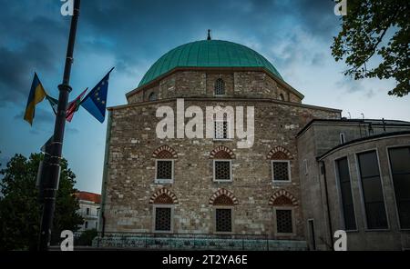 PECS, UNGARN – 17. AUGUST 2022: Candlemas Church of the Seligen Jungfrau Maria, bekannt als die Moschee von Pascha Qasim Stockfoto