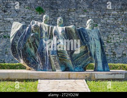 Bronzeskulptur des Neuen venezianischen Forts in Kerkira oder Korfu Town zum Gedenken an den griechischen Widerstand gegen die deutsche Besatzung im Zweiten Weltkrieg Stockfoto