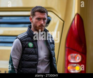 Tynecastle Park, Edinburgh, Großbritannien. Oktober 2023. Scottish Premiership Football, Hearts versus Celtic; Anthony Ralston von Celtic Credit: Action Plus Sports/Alamy Live News Stockfoto