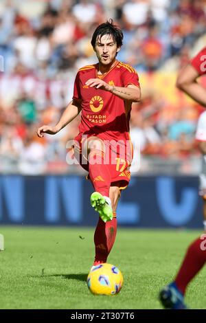 Rom, Italien. Oktober 2023. Sardar Azmoun von AS Roma während des Fußballspiels der Serie A zwischen AS Roma und AC Monza im Olimpico-Stadion in Rom (Italien), 22. Oktober 2023. Quelle: Insidefoto di andrea staccioli/Alamy Live News Stockfoto