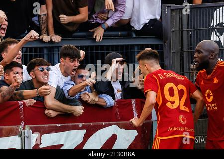 Rom, Italien. Oktober 2023. Stephan El Shaarawy, von AS Roma, verließ, feiert, nachdem er das Siegtor beim italienischen Meisterschaftsspiel der Serie A zwischen Roma und Monza im Olympiastadion in Rom, Italien, am 22. Oktober 2023 erzielte. Roma besiegte Monza mit 1:0. UPDATE IMAGES PRESS/Riccardo de Luca Credit: Riccardo de Luca - Update Images/Alamy Live News Stockfoto