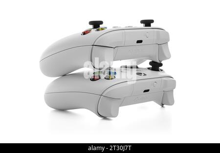 Uschgorod, Ukraine – 29. September 2023: Microsoft Xbox Wireless Controller Robot White Wireless Gamepad auf weißem Hintergrund. Studio-Aufnahme. Stockfoto