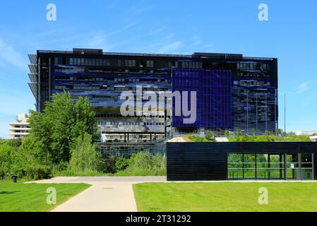 Quartier Port Marianne, Nouvelle Mairie. Architekt Jean Nouvel. Montpellier F 34 Stockfoto