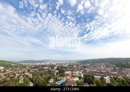 Blick auf das Stadtbild von Winterthur (Schweiz), Altstadt und Viertel Oberwinterthur und gesehen Stockfoto