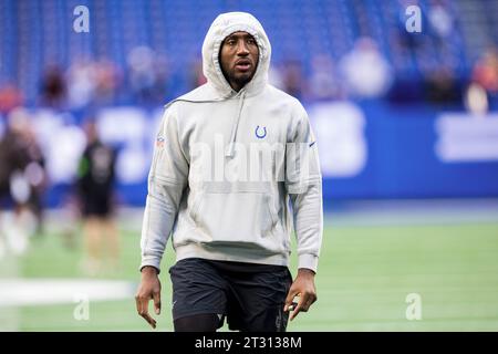 Indianapolis, Indiana, USA. Oktober 2023. Indianapolis Colts Tight End Mo Alie-Cox (81) während des Vorspiels der NFL gegen die Cleveland Browns im Lucas Oil Stadium in Indianapolis, Indiana. John Mersits/CSM/Alamy Live News Stockfoto