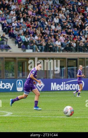 Florenz, Italien. Oktober 2023. Florenz, Italien, 22. Oktober 2023: Michela Catena (10 Fiorentina) beim Spiel der Serie A Women League zwischen Fiorentina Women und Juventus Women im Viola Park in Florenz, Italien. (Sara Esposito/SPP) Credit: SPP Sport Press Photo. /Alamy Live News Stockfoto