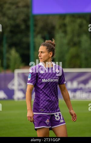 Florenz, Italien. Oktober 2023. Florenz, Italien, 22. Oktober 2023: Verònica Boquete (87 Fiorentina) während des Spiels der Serie A Women League zwischen Fiorentina Women und Juventus Women im Viola Park in Florenz. (Sara Esposito/SPP) Credit: SPP Sport Press Photo. /Alamy Live News Stockfoto