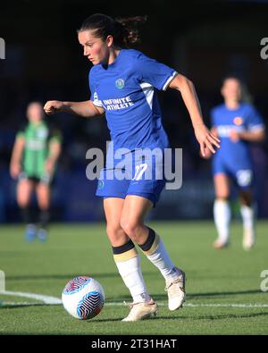 London, Großbritannien. Oktober 2023. London, 22. Oktober 2023: Jessie Fleming (17 Chelsea) während des Spiels der Barclays FA Womens Super League zwischen Chelsea und Brighton Hove Albion in Kingsmeadow, London, England. (Pedro Soares/SPP) Credit: SPP Sport Press Photo. /Alamy Live News Stockfoto