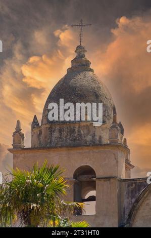 Die malerische historische Mission San Carlos in Carmel, Kalifornien, USA Stockfoto