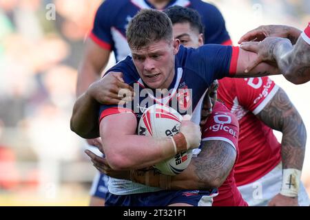 St Helens, Großbritannien. Oktober 2023. Morgan Knowles #15 von England während des Rugby League International Matches England gegen Tonga im Totally Wicked Stadium, St Helens, Vereinigtes Königreich, 22. Oktober 2023 (Foto: Steve Flynn/News Images) in St Helens, Vereinigtes Königreich am 22. Oktober 2023. (Foto: Steve Flynn/News Images/SIPA USA) Credit: SIPA USA/Alamy Live News Stockfoto