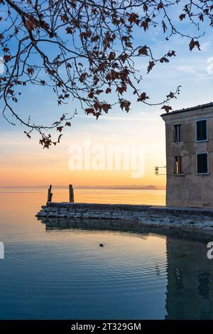 Abendliche Ruhe am Gardasee, Venetien, Italien Stockfoto