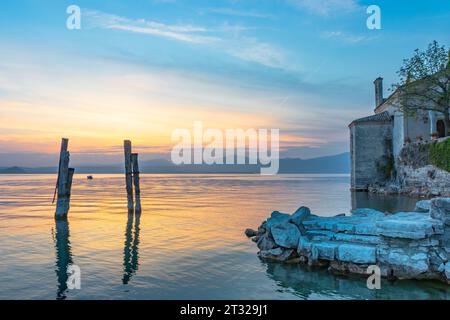 Lago di Gards bei Sonnenuntergang, Venetien, Italien Stockfoto