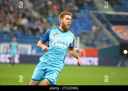 Sankt Petersburg, Russland. Oktober 2023. Iwan Sergeev (33) von Zenit, der während des russischen Premier League-Fußballspiels zwischen Zenit Sankt Petersburg und Krylia Sovetov Samara in der Gazprom Arena zu sehen war. Endpunktzahl: Zenit 3:1 Krylia Sovetov Samara. Quelle: SOPA Images Limited/Alamy Live News Stockfoto