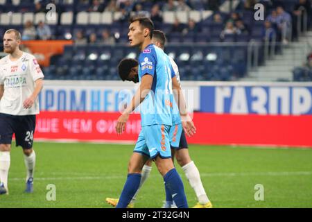 Sankt Petersburg, Russland. Oktober 2023. Nuraly Alip (28) aus Zenit wurde während des russischen Premier League-Fußballspiels zwischen Zenit Sankt Petersburg und Krylia Sovetov Samara in der Gazprom Arena gesehen. Endpunktzahl: Zenit 3:1 Krylia Sovetov Samara. (Foto: Maksim Konstantinov/SOPA Images/SIPA USA) Credit: SIPA USA/Alamy Live News Stockfoto