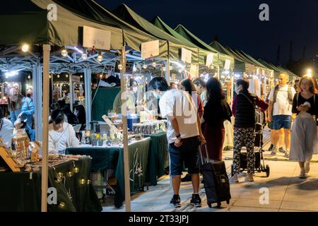 Die neu eröffnete zentrale und westliche Uferpromenade, Hongkong, China. Stockfoto