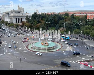 Aus der Vogelperspektive auf den Cibeles-Platz in Madrid Stockfoto