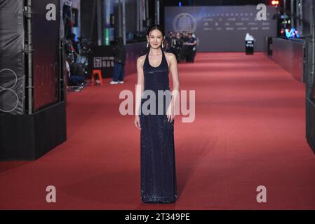 Die taiwanesische Schauspielerin, Sängerin, Fernsehmoderatorin und Model Amber an nimmt am 21. Oktober 2023 an den 58. Golden Bell Awards in Taipei City, Taiwan, Teil. Stockfoto