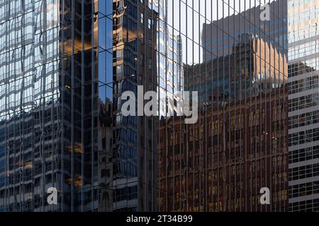 Details der Hochhausarchitektur in der Innenstadt von Chicago. Stockfoto