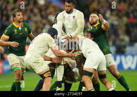 Der Engländer Courtney Lawes während des Halbfinalspiels der Rugby-Weltmeisterschaft 2023 zwischen England und Südafrika im Stade de France in Saint-Denis, Frankreich am 21. Oktober 2023. Quelle: FAR EAST PRESS/AFLO/Alamy Live News Stockfoto